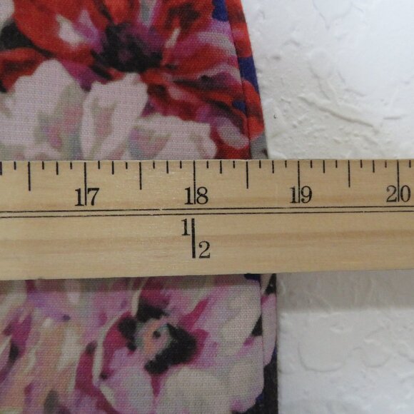 Talbots* Women's Fully Lined 6" Back Slit Multicolor Floral Pencil Skirt~Size 8p - Picture 6 of 8